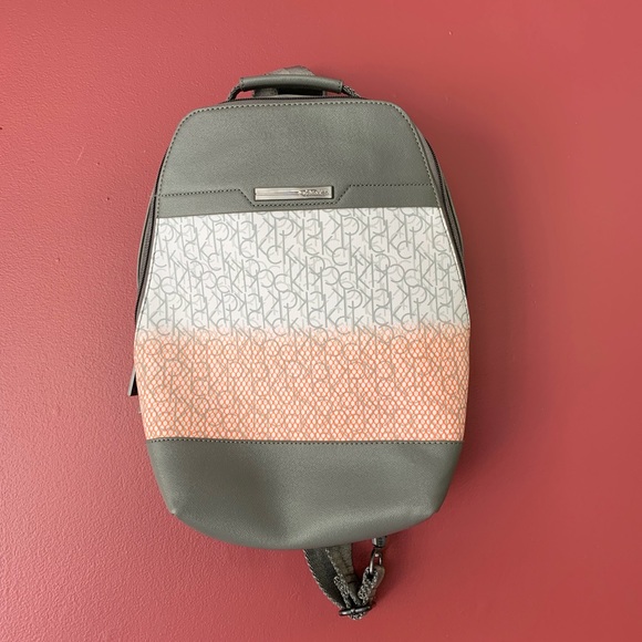 Calvin Klein Other - Calvin Klein Shoulder Bag